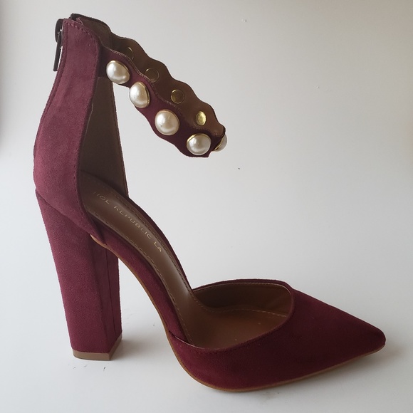 Shoe Republic LA Shoes - Shoe Republic Suede Pointy Toe Ankle Strap Heels